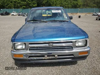1993 Toyota Pickup z VIN 4TARN93P6PZ145647, wystawiony jako Copart lot #61055405 z przebiegiem 185 213 mil mil oraz Czysty tytuł • Clean title. Historia ofert i sprzedaży dostępna na DreamBid. Obrazek 5.