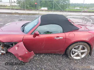 2009 Pontiac Solstice GXP z VIN 1G2MG35XX9Y102204, wystawiony jako IAAI lot #42255138 z przebiegiem 106 472 mil mil oraz . Historia ofert i sprzedaży dostępna na DreamBid. Obrazek 14.