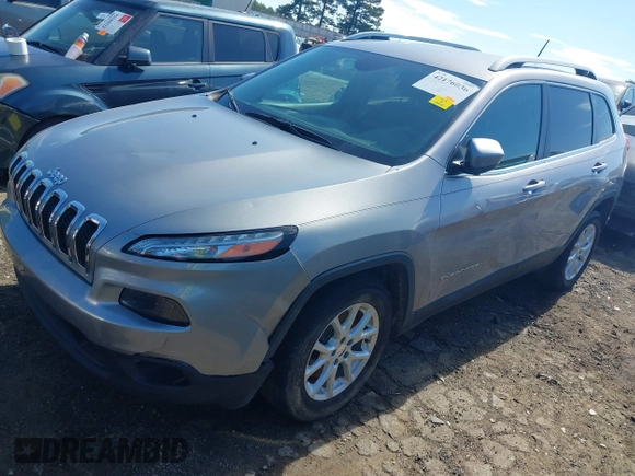 2018 Jeep Cherokee Latitude with VIN 1C4PJLCB4JD612058, listed as a IAAI auction lot 42176036 with 162,153 mi miles and . Bid and sale history available at DreamBid. Image 17.