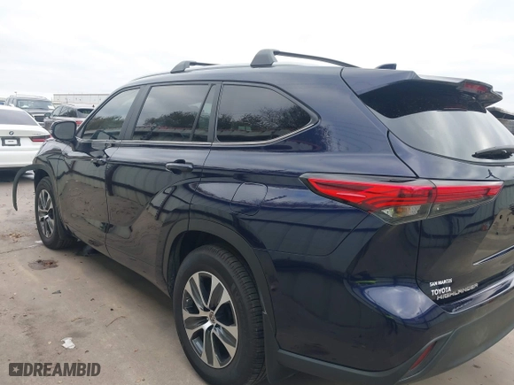 2023 Toyota Highlander L with VIN 5TDKDRBH7PS012979, listed as a IAAI auction lot 40931385 with 69,613 mi miles. Bid and sale history available at carsss.com. Image 15.