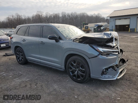 2024 Lexus TX 500h F Sport Premium z VIN 5TDABAB64RS005119, wystawiony jako Copart lot #43784535 z przebiegiem 13 688 mil mil oraz Szkoda całkowita • Salvage title. Historia ofert i sprzedaży dostępna na DreamBid. Obrazek 4.