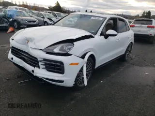 2022 Porsche Cayenne z VIN WP1AA2AY4NDA06206, wystawiony jako Copart lot #70961832 z przebiegiem Nie podano mil oraz . Historia ofert i sprzedaży dostępna na DreamBid. Obrazek 1.