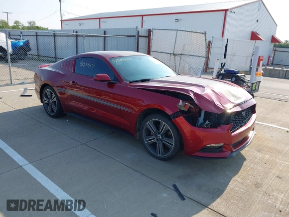 2017 Ford Mustang V6 z VIN 1FA6P8AMXH5226346, wystawiony jako IAAI lot #42400457 z przebiegiem 147 953 mil mil oraz . Historia ofert i sprzedaży dostępna na DreamBid. Obrazek 1.