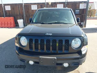 2016 Jeep Patriot Sport z VIN 1C4NJRBB9GD741515, wystawiony jako IAAI lot #42245982 z przebiegiem 134 142 mil mil oraz . Historia ofert i sprzedaży dostępna na DreamBid. Obrazek 6.