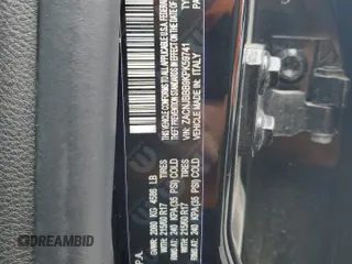 2019 Jeep Renegade Latitude z VIN ZACNJBBB9KPK59741, wystawiony jako Copart lot #57942015 z przebiegiem 61 047 mil mil oraz Szkoda całkowita • Salvage title. Historia ofert i sprzedaży dostępna na DreamBid. Obrazek 13.