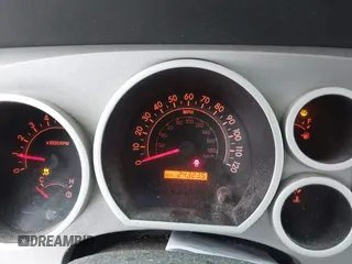 2008 Toyota Tundra z VIN 5TBDV54118S498651, wystawiony jako IAAI lot #41139461 z przebiegiem 243 235 mil mil oraz . Historia ofert i sprzedaży dostępna na DreamBid. Obrazek 7.
