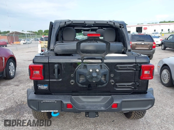 2024 Jeep Wrangler Rubicon X z VIN 1C4RJXR64RW197186, wystawiony jako IAAI lot #42405700 z przebiegiem 6 397 mil mil oraz . Historia ofert i sprzedaży dostępna na DreamBid. Obrazek 16.