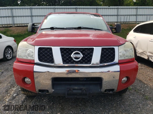2007 Nissan Titan SE z VIN 1N6BA07BX7N238073, wystawiony jako Copart lot #59278845 z przebiegiem 176 238 mil mil oraz Czysty tytuł • Clean title. Historia ofert i sprzedaży dostępna na DreamBid. Obrazek 5.