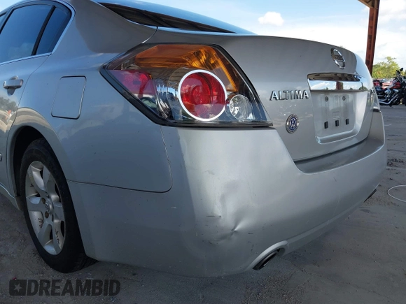 2012 Nissan Altima 2.5 S with VIN 1N4AL2AP7CC230257, listed as a IAAI auction lot 39940478 with 191,040 mi miles. Bid and sale history available at carsss.com. Image 6.