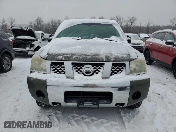 2004 Nissan Titan LE z VIN 1N6AA07B84N519070, wystawiony jako Copart lot #44267185 z przebiegiem 325 656 mil mil oraz Czysty tytuł • Clean title. Historia ofert i sprzedaży dostępna na DreamBid. Obrazek 5.