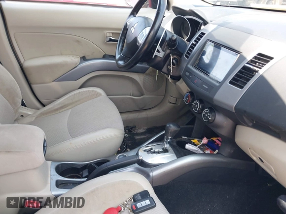 2010 Mitsubishi Outlander z VIN JA4AT3AW5AZ008425, wystawiony jako IAAI lot #42396551 z przebiegiem 134 165 mil mil oraz . Historia ofert i sprzedaży dostępna na DreamBid. Obrazek 5.