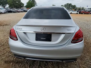 2016 Mercedes-Benz C 300 z VIN 55SWF4JB3GU176843, wystawiony jako Copart lot #57259905 z przebiegiem 87 361 mil mil oraz Szkoda całkowita • Salvage title. Historia ofert i sprzedaży dostępna na DreamBid. Obrazek 6.