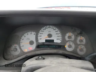 2003 Chevrolet Silverado SS z VIN 2GCEK19N131405989, wystawiony jako Copart lot #78269464 z przebiegiem 293 794 mil mil oraz Szkody całkowita. Historia ofert i sprzedaży dostępna na DreamBid. Obrazek 9.