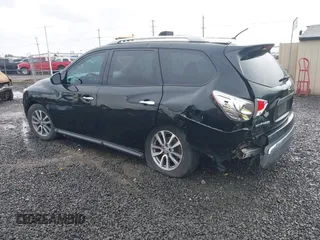 2015 Nissan Pathfinder SV with VIN 5N1AR2MN8FC706485, listed as a IAAI auction lot 40790335 with 123,342 mi miles. Bid and sale history available at carsss.com. Image 3.