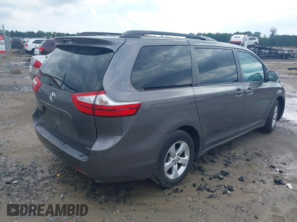 2017 Toyota Sienna LE Auto Access Seat with VIN 5TDKZ3DCXHS818669, listed as a IAAI auction lot 42198544 with 112,871 mi miles. Bid and sale history available at carsss.com. Image 4.