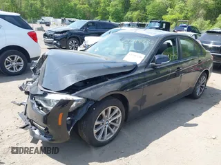 2018 BMW 3 Series 320i xDrive with VIN WBA8A3C5XJA505576, listed as a IAAI auction lot 42248730 with Not provided miles and . Bid and sale history available at DreamBid. Image 17.