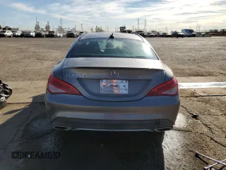 2017 Mercedes-Benz CLA 250 z VIN WDDSJ4EBXHN420666, wystawiony jako Copart lot #59285435 z przebiegiem 91 979 mil mil oraz Czysty tytuł • Clean title. Historia ofert i sprzedaży dostępna na DreamBid. Obrazek 6.