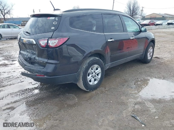 2016 Chevrolet Traverse LS with VIN 1GNKRFED5GJ286226, listed as a IAAI auction lot 41652657 with 105,354 mi miles. Bid and sale history available at carsss.com. Image 4.