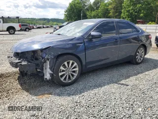 2015 Toyota Camry LE z VIN 4T1BD1FK7FU172552, wystawiony jako Copart lot #55685355 z przebiegiem 152 864 mil mil oraz Szkoda całkowita • Salvage title. Historia ofert i sprzedaży dostępna na DreamBid. Obrazek 1.