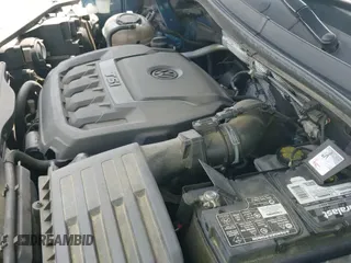 2018 Volkswagen Tiguan S с VIN 3VV1B7AX5JM091561, выставлен на аукционе IAAI как лот 42729057 с пробегом 82 022 миль миль и . История ставок и продаж доступна на DreamBid. Изображение 19.