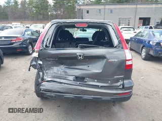 2011 Honda CR-V SE with VIN 5J6RE4H46BL079385, listed as a IAAI auction lot 41996786 with 121,207 mi miles. Bid and sale history available at carsss.com. Image 16.