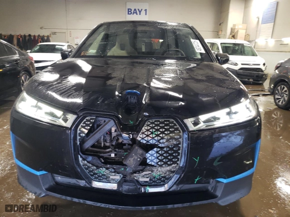 2022 BMW iX xDrive50 with VIN WB523CF08NCK62892, listed as a Copart auction lot 48244725 with NaN miles and Salvage Title. Bid and sale history available at carsss.com. Image 5.