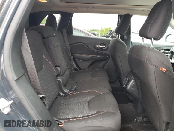 2016 Jeep Cherokee Latitude with VIN 1C4PJMCB2GW250413, listed as a Copart auction lot 59490355 with 122,332 mi miles and Clean title. Bid and sale history available at DreamBid. Image 10.