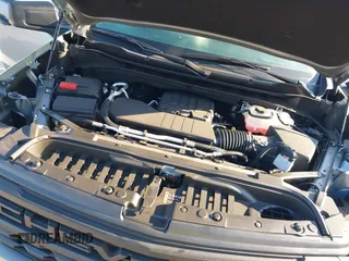 2025 Chevrolet Silverado 1500 with VIN 3GCPKCEK4SG161597, listed as a IAAI auction lot 41833048 with 852 mi miles and . Bid and sale history available at DreamBid. Image 10.