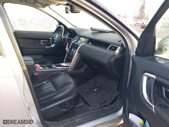 2016 Land Rover Discovery Sport HSE with VIN SALCR2BGXGH577180, listed as a IAAI auction lot 40925601 with 217,150 mi miles. Bid and sale history available at carsss.com. Image 5.