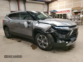 2025 Chevrolet Blazer LT z VIN 3GNKBCR48SS157367, wystawiony jako Copart lot #55997525 z przebiegiem 3321 mil mil oraz Tytuł czysty. Historia ofert i sprzedaży dostępna na DreamBid. Obrazek 4.