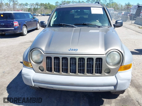 2006 Jeep Liberty Sport with VIN 1J4GL48556W104853, listed as a IAAI auction lot 41715122 with 185,465 mi miles and . Bid and sale history available at carsss.com. Image 6.