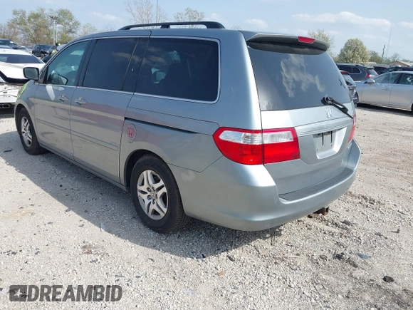 2005 Honda Odyssey EX-L with VIN 5FNRL38755B014826, listed as a IAAI auction lot 42147100 with 145,484 mi miles. Bid and sale history available at carsss.com. Image 3.