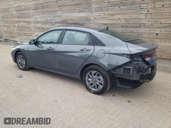 2024 Hyundai Elantra SEL с VIN KMHLM4DG4RU785768, выставлен на аукционе Copart как лот 62400805 с пробегом 24 162 миль миль и Чистый • Clean title. История ставок и продаж доступна на DreamBid. Изображение 2.