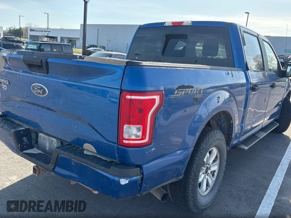 2015 Ford F-150 XLT with VIN 1FTEW1EPXFKD79599, listed as a Copart auction lot 53406455 with 201,199 mi miles and Clean Title. Bid and sale history available at carsss.com. Image 4.