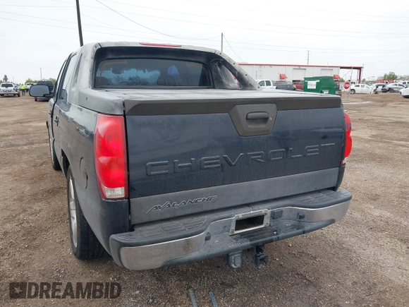 2004 Chevrolet Avalanche Z66 with VIN 3GNEC12T04G173178, listed as a IAAI auction lot 41304949 with 278,996 mi miles and . Bid and sale history available at DreamBid. Image 3.