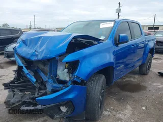 2021 Chevrolet Colorado 2WD LT z VIN 1GCGSCEN9M1226777, wystawiony jako IAAI lot #41895262 z przebiegiem 68 065 mil mil oraz . Historia ofert i sprzedaży dostępna na DreamBid. Obrazek 2.