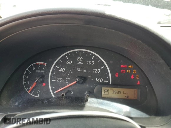 2017 Nissan Versa SV z VIN 3N1CN7AP9HL819481, wystawiony jako Copart lot #56938455 z przebiegiem 35 351 mil mil oraz Nie do naprawy • Non repairable. Historia ofert i sprzedaży dostępna na DreamBid. Obrazek 9.