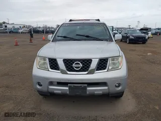 2006 Nissan Pathfinder SE with VIN 5N1AR18U46C604709, listed as a IAAI auction lot 41735976 with 123,548 mi miles. Bid and sale history available at carsss.com. Image 6.