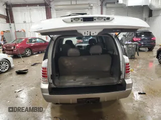 2002 Mercury Mountaineer z VIN 4M2DU86W62ZJ26324, wystawiony jako Copart lot #45649415 z przebiegiem 191 927 mil mil oraz Nie do naprawy. Historia ofert i sprzedaży dostępna na DreamBid. Obrazek 6.