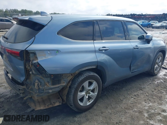 2021 Toyota Highlander L with VIN 5TDZZRAH8MS089048, listed as a IAAI auction lot 40830201 with 60,356 mi miles and . Bid and sale history available at DreamBid. Image 4.