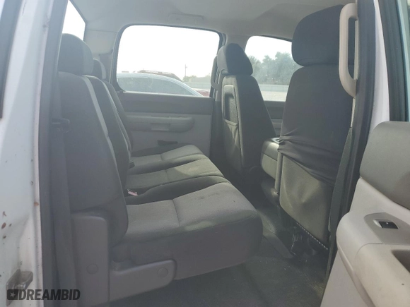 2007 Chevrolet Silverado 1500 LTZ with VIN 2GCEC13J471695413, listed as a Copart auction lot 82387934 with 272,676 mi miles and Salvage Title. Bid and sale history available at carsss.com. Image 10.