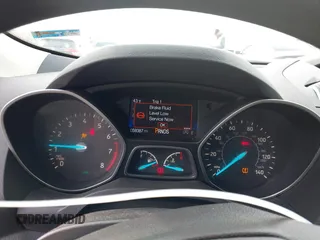 2017 Ford Escape SE with VIN 1FMCU0GD4HUC86848, listed as a IAAI auction lot 41877737 with 59,387 mi miles. Bid and sale history available at carsss.com. Image 7.
