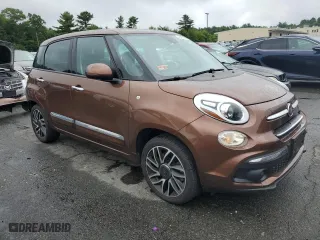 2020 FIAT 500L Pop with VIN ZFBNFAAH3LZ042776, listed as a Copart auction lot 64161724 with 32,530 mi miles and Salvage Title. Bid and sale history available at carsss.com. Image 4.
