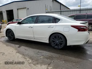 2017 Nissan Altima SV z VIN 1N4AL3AP3HC238952, wystawiony jako Copart lot #70025624 z przebiegiem 168 255 mil mil oraz Szkoda całkowita • Salvage title. Historia ofert i sprzedaży dostępna na DreamBid. Obrazek 2.