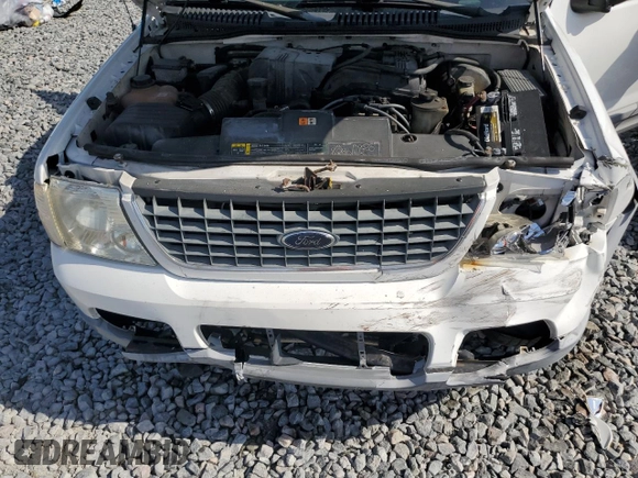 2002 Ford Explorer XLT z VIN 1FMZU73E72ZA27928, wystawiony jako Copart lot #56654885 z przebiegiem 228 383 mil mil oraz Szkoda całkowita • Salvage title. Historia ofert i sprzedaży dostępna na DreamBid. Obrazek 12.