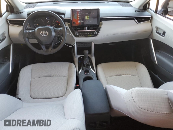 2025 Toyota Corolla Cross L с VIN 7MUAAAAG6SV126680, выставлен на аукционе Copart как лот 56318625 с пробегом 6 824 миль миль и Списание • Salvage title. История ставок и продаж доступна на DreamBid. Изображение 8.