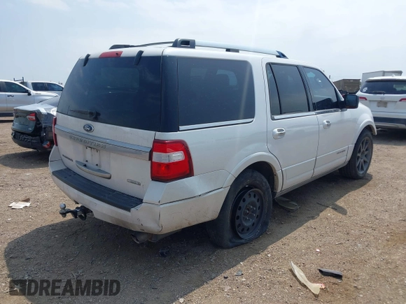 2015 Ford Expedition Platinum with VIN 1FMJU1LT3FEF23475, listed as a IAAI auction lot 42162020 with 224,634 mi miles and . Bid and sale history available at DreamBid. Image 4.