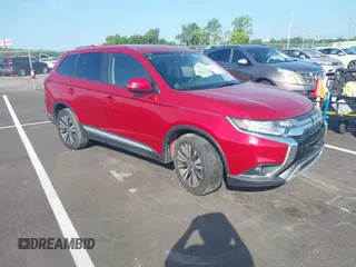 2019 Mitsubishi Outlander SE z VIN JA4AD3A31KZ026070, wystawiony jako IAAI lot #42805927 z przebiegiem 128 569 mil mil oraz . Historia ofert i sprzedaży dostępna na DreamBid. Obrazek 1.