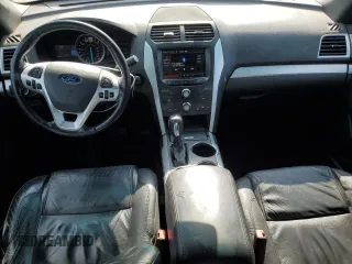 2014 Ford Explorer XLT z VIN 1FM5K7D84EGB43035, wystawiony jako Copart lot #65089825 z przebiegiem 163 447 mil mil oraz Czysty tytuł • Clean title. Historia ofert i sprzedaży dostępna na DreamBid. Obrazek 8.