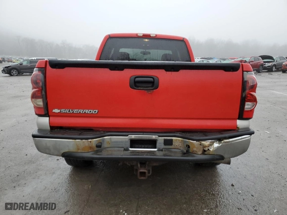 2007 Chevrolet Silverado 1500 Classic LT1 with VIN 1GCEK19Z37Z146454, listed as a Copart auction lot 44326945 with 268,152 mi miles and Salvage Title. Bid and sale history available at carsss.com. Image 6.
